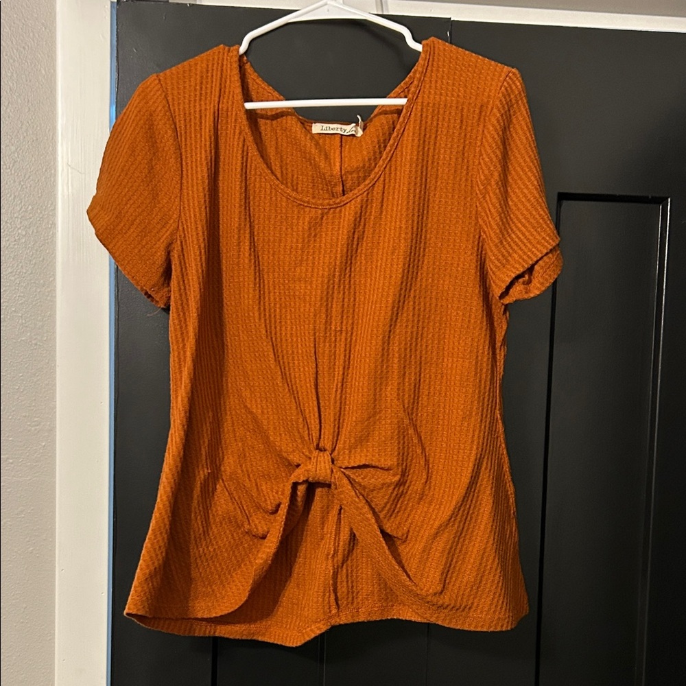 Liberty Women's Orange Knot-Front Tee